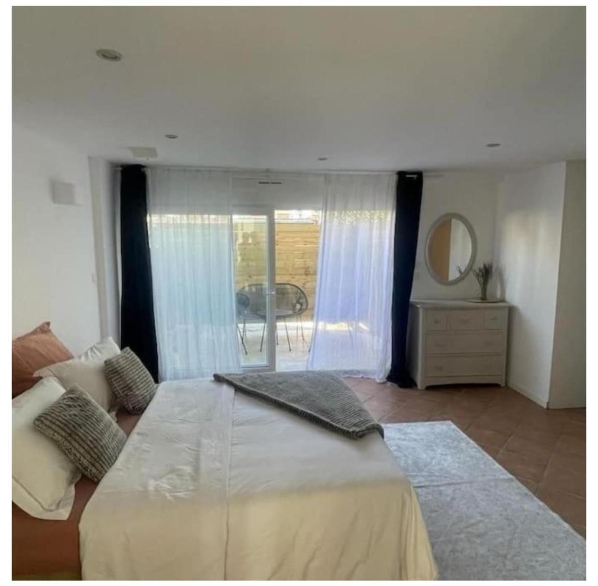 Escapade Pres De Lille - Appartement Charmant Avec Terrasse Et Parking Privee 몽장바뢸 외부 사진