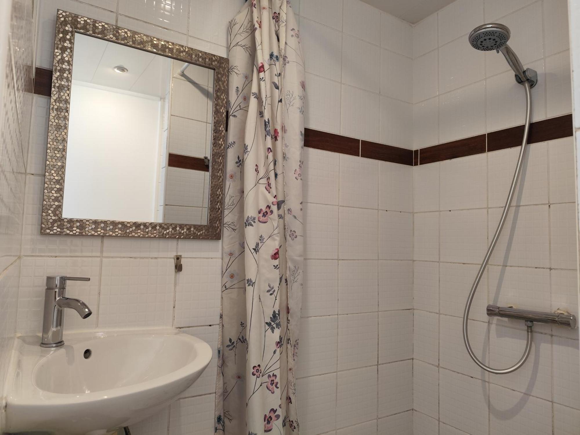 Escapade Pres De Lille - Appartement Charmant Avec Terrasse Et Parking Privee 몽장바뢸 외부 사진
